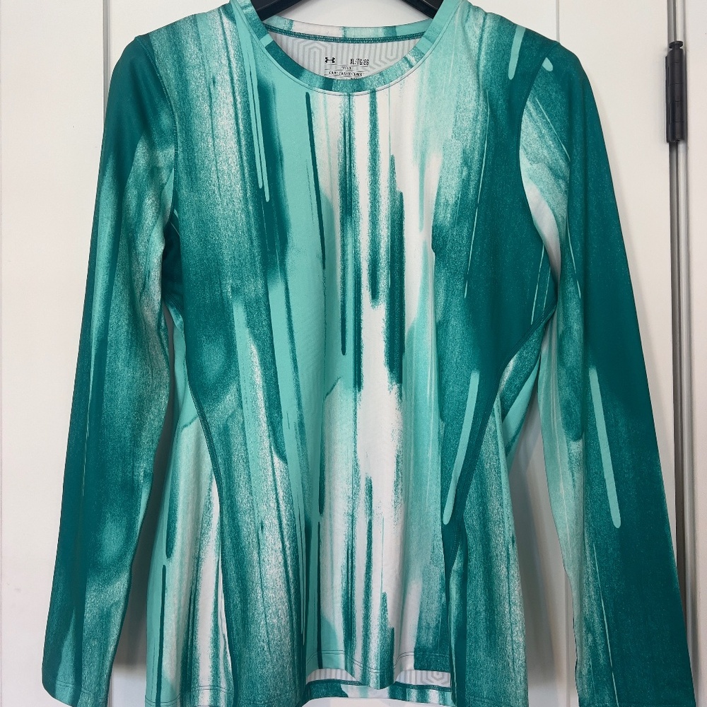 NWT! UNDER ARMOR COLD-GEAR INFRARED GREEN PATTERNED WORKOUT TOP